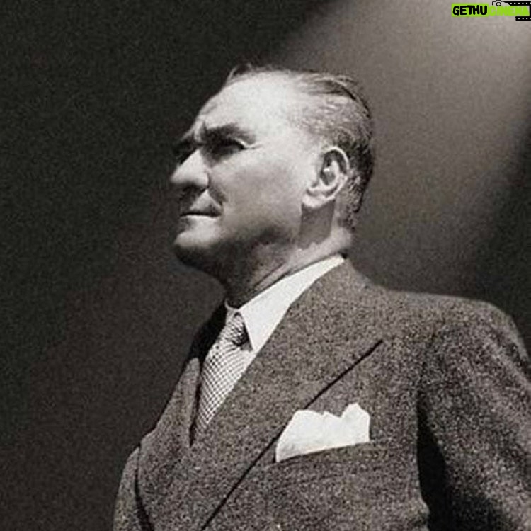 Özgür Ege Nalcı - 5.3K Likes - Atamızı sevgi, saygı ve minnetle anıyoruz... #MustafaKemalAtatürk #10kasım