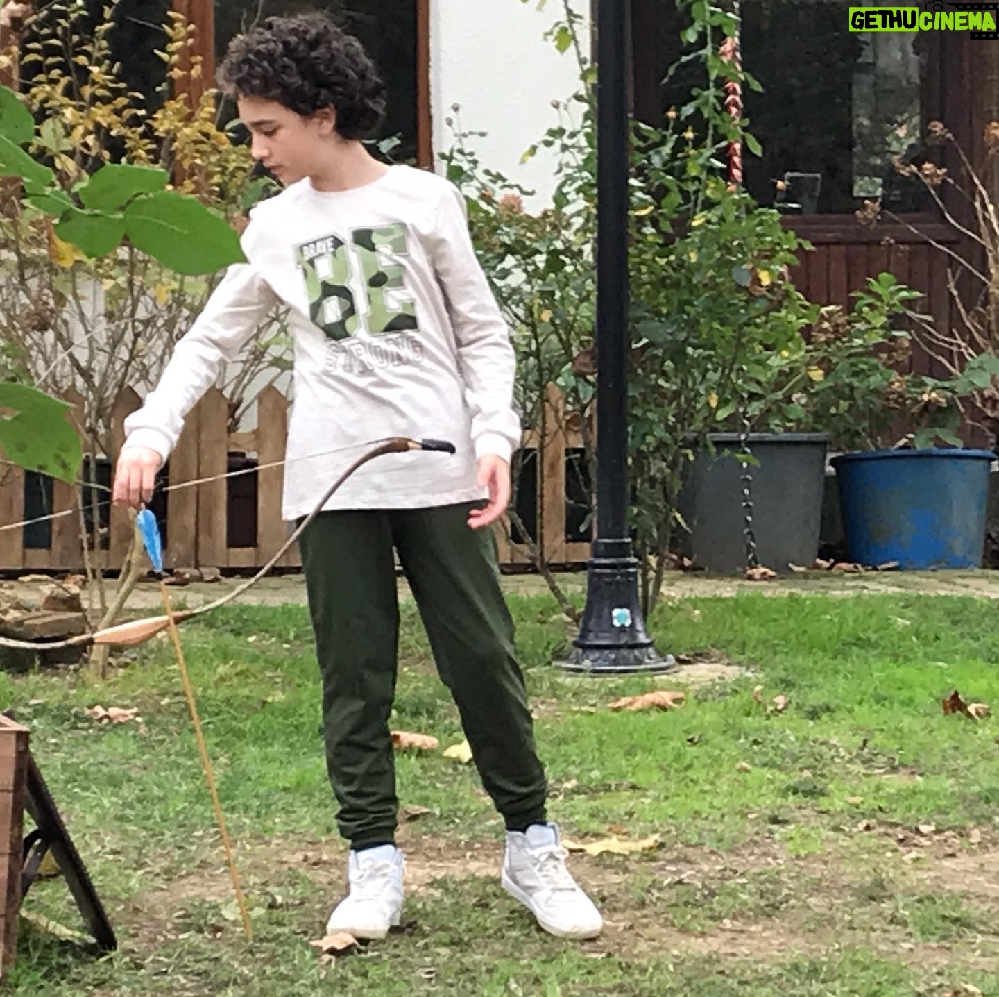 Özgür Ege Nalcı - 5.3K Likes - ve.. #tozkoparan #Mete okunu atar. Hasret bitiyor, 1 Aralık Pazar günü saat 17:30 @trt1 ekranlarındayız. sizleri çok özledik.