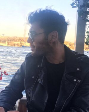 Özgürcan Çevik Instagram - Mutlu günler.. 😎#cumartesi