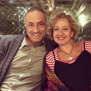 Özlem Çakar Instagram - For better or worse..💜 Happy anniversary 💑
#partnersincrime #husbandandwife #loveisallweneed