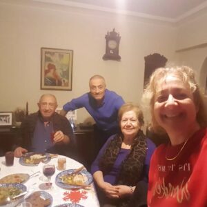 Özlem Çakar Instagram - Yeni bir yas daha🎂
En eglenceli,en bereketli,en cok gezdigim,saglikli, sevdiklerimle cok beraber oldugum yasim olsun dilerim🙏 guzele,iyiye ve bolluga niyetle dogumgunum kutlu olsun!
Kutlayan,seven,hatirlayan herkese tesekkurlerimle..🙋‍♀️
#memyselfandi #loveisallyouneed #onelifeliveit