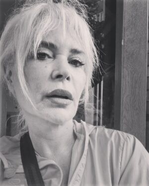 Özlem Savaş Instagram - Ne bakiyosun😅