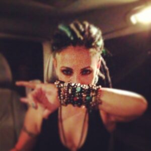 Özlem Tekin Instagram - Rock'n fuckin Roll