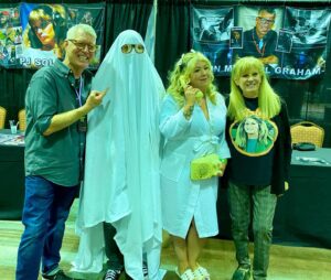 P.J. Soles Instagram - Fantastic show at @houstonhorrorfilmfest!Terrific volunteers & fans & friends! Loved our H45 reunion! 🎃🎬❤️ 
Thank you especially @robertbeastbest @malfuncsean @naydv