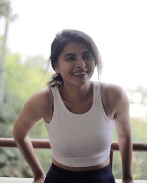 Paavana Gowda Instagram - Just as I am 😀
Shot by @sharan_gc 
.
.
#paavana #actresspaavana