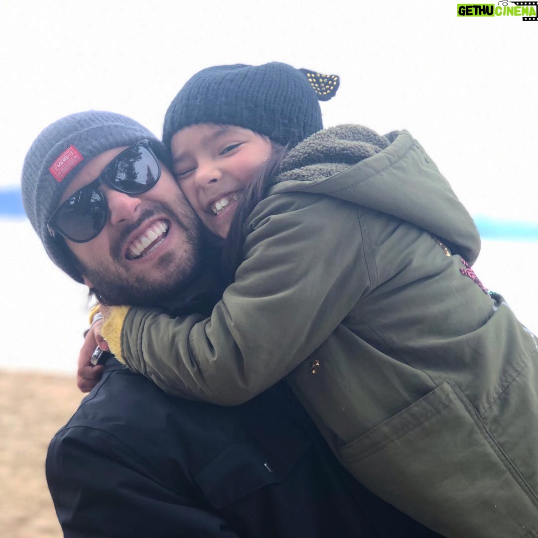 Pablo Lyle - 19.7K Likes - Tu eres la primera razón por la cual me hice fuerte, pero sigues siendo mi debilidad #daddysgirl