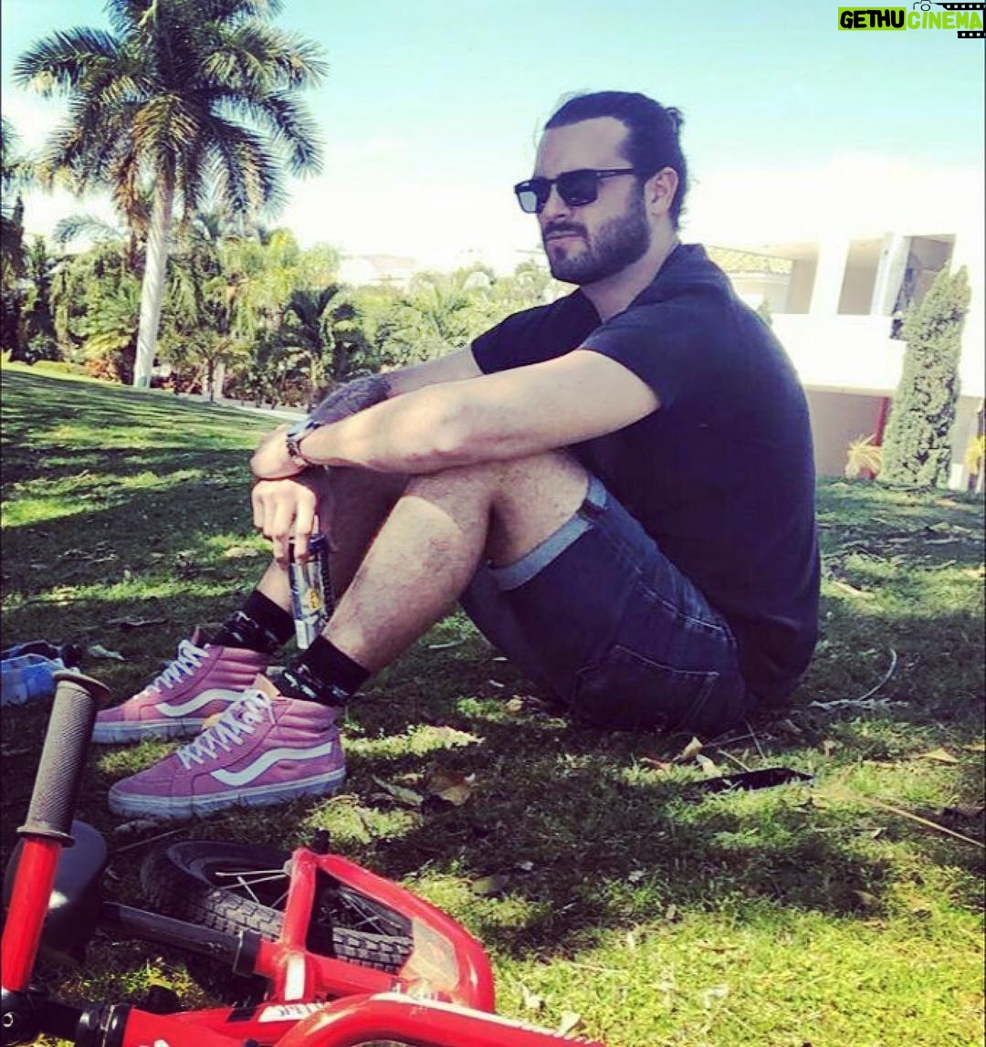 Pablo Lyle - 17.5K Likes - 😎