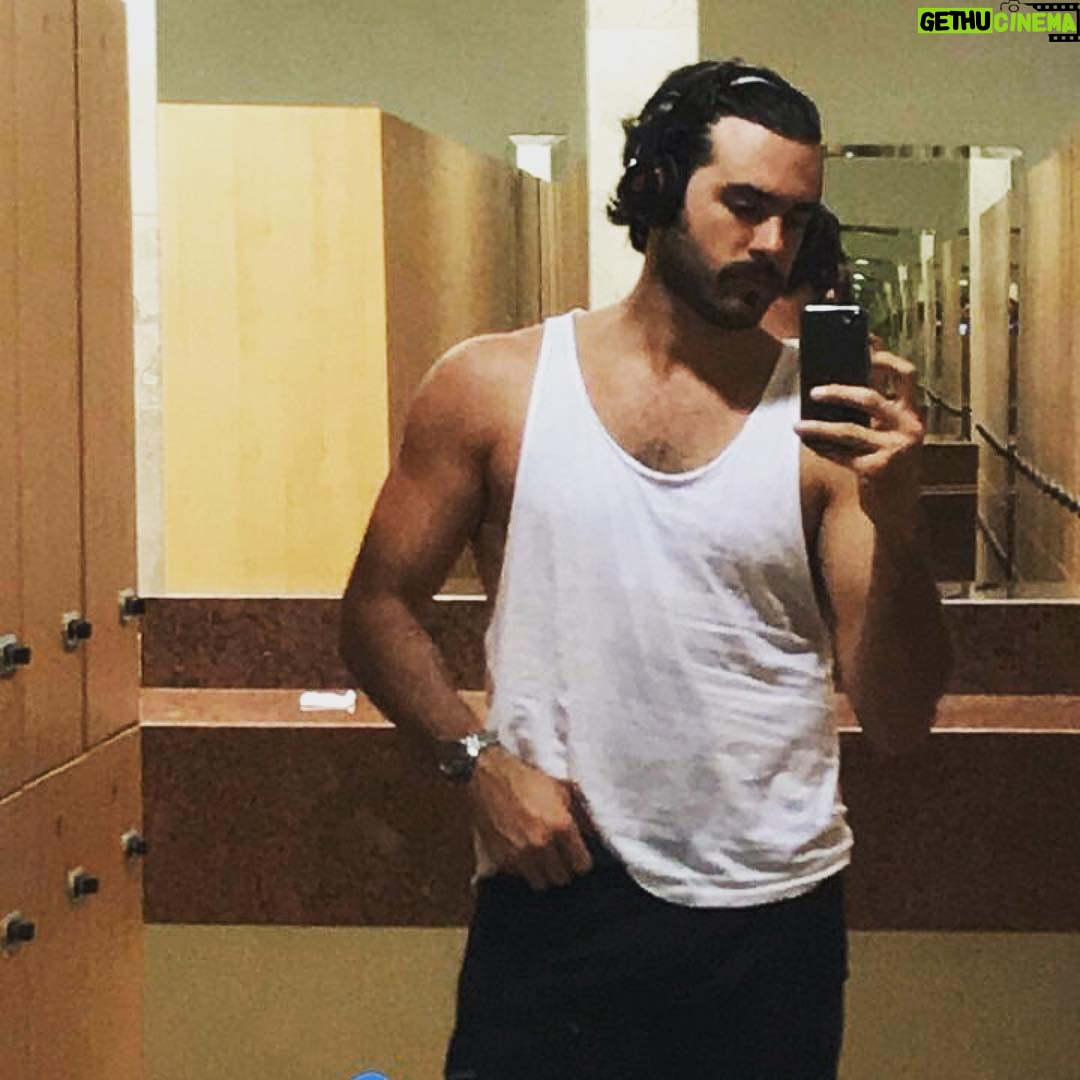 Pablo Lyle - 12.7K Likes - Con paciencia y salibita... 🐘 🐜