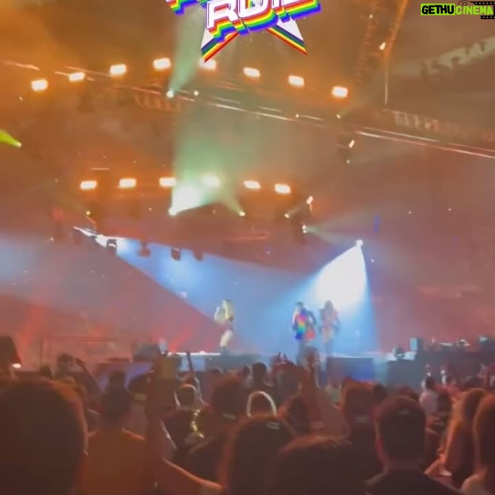 Pablo Ruiz - 689 Likes - La gente cantó a todo pulmón ho mamá !