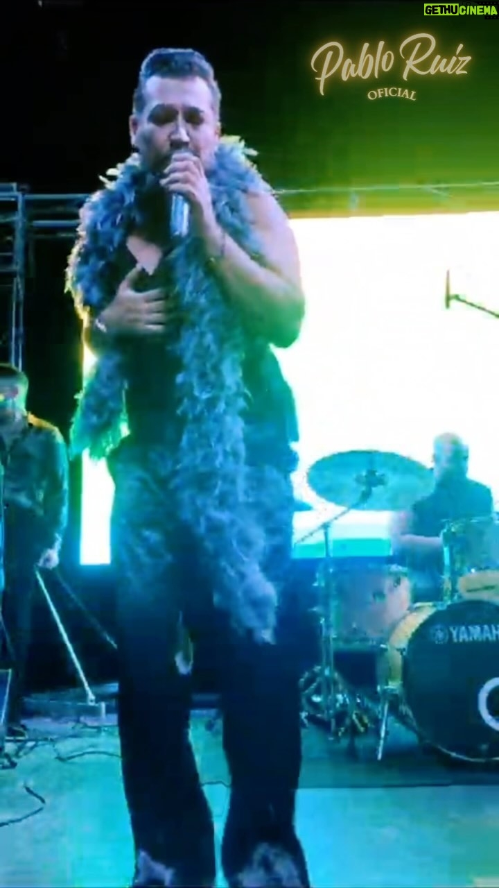 Pablo Ruiz - 534 Likes - Gracias Guadalajara hermoso show , siento que las energías positivas fluyeron entre todos los que estábamos ahí , agradezco al universo por eso !