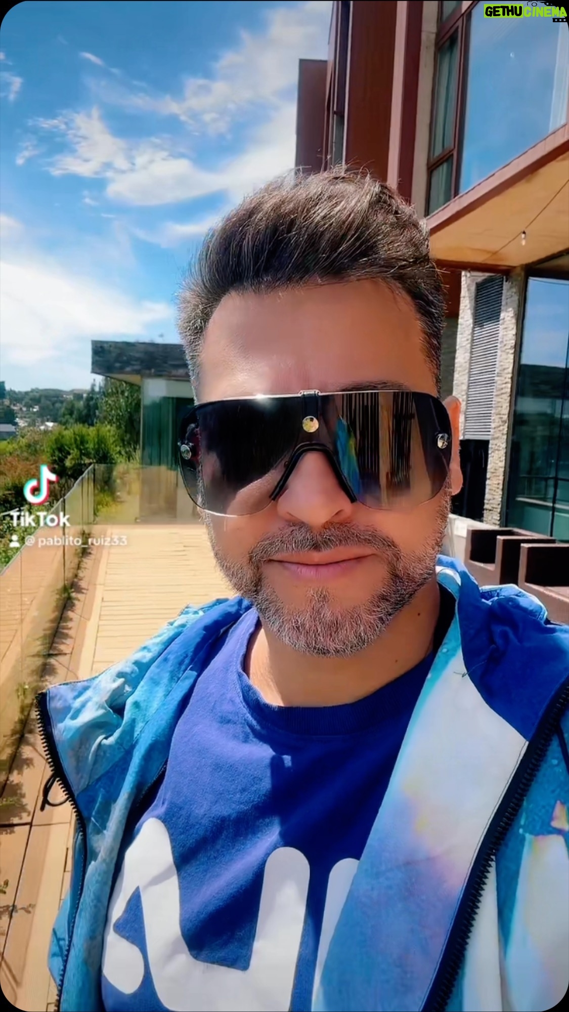 Pablo Ruiz - 1K Likes -