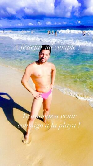 Pablo Ruiz Instagram - #arena y #sol el #mar #azul contigo yo conmigo tú puro #amor