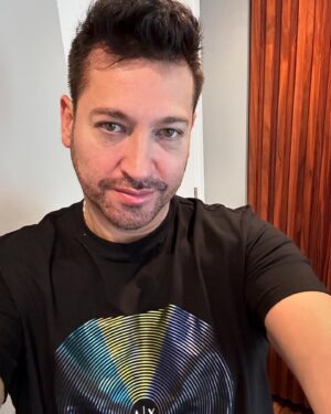 Pablo Ruiz Instagram - Hoy es un nuevo despertar , un nuevo sol , un nuevo amor , una nueva era !