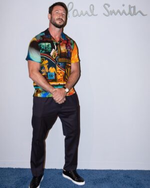 Pablo Schreiber Instagram - Last night celebrating Paul Smith’s signature stripe…
@paulsmithdesign
📸‘s by @thecobrasnake