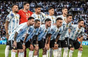 Pachu Peña Instagram - Para mi no hay cabalas ni mufas. Ni coincidencias,ni elijo creer. Acá hay equipo,hay trabajo,hay unión,hay entrega, hay familia detrás de cada uno de ellos,hay talento, hay un cuerpo técnico maravilloso,hay talento de sobra, hay millones de argentinos alentandolos;hay que sufrir,hay lágrimas mientras escribo esto. La mejor selección que vi jugar en vida.Gracias por tanto a cada uno de ustedes. Gracias @afaseleccion @afa.oficial Gracias querido @chiquitapia ❤️
Gracias enorme y único @leomessi por mostrar que sos el uno, el más grande de todos.❤️🇦🇷 @emi_martinez26 te amo❤️🇦🇷
Vamos carajo!🇦🇷🇦🇷🇦🇷