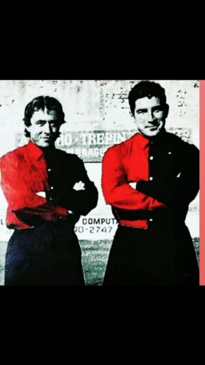 Pachu Peña Instagram - Atención MUNDO LEPROSO 🟥⬛️ MODO VUELA nos lleva a ver el gran partido amistoso entre Newells @newells y el Inter de Miami que juegan el 15 de febrero! Es un partido histórico que no te podés perder! Seguí su cuenta @modovuela y comunicate al 1124054085 ya mismo para elegir el paquete que más te convenga y nos vemos en Ezeiza ✈️ Esto es un sueño del que no quiero despertar…la pulga Messi con alma rojinegra desde la cuna y su DT “el Tata” también hincha de Newells y campeón con nosotros como jugador y técnico ❤️ enfrentándonos  en un partido para vivir en vivo, en presencia, que el mundo leproso no olvidará  jamás 😍