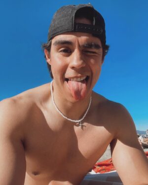 Paco Luna Instagram - March has been pretty chill so far 🏖️🫣⌛️