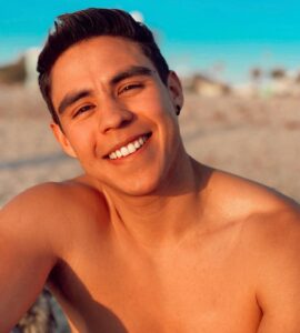 Actor Paco Luna HD Instagram Photos and Wallpapers January 2023