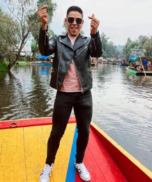 Paco Luna Instagram - Xochi 
.
.
.
.
.
.
.
#Actor #actorslife #lifestyle #picoftheday #bershkastyle #Gifted #smile