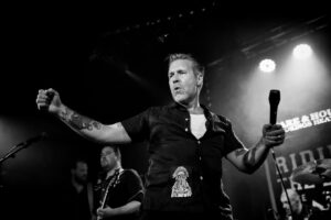 Paddy Considine Instagram - Thank you to all who came to ‘A Concert For Craig’ at the @hareandhoundsbrum on Saturday night. We managed to make £1500 for @mytonhospices Warwick, who cared for our dear friend Craig. Big love to Craig’s sons @papa.spiv @wilf.spiv and @josephhooligan and to the crowd for making it such a great night. Photo’s: @deniseespositoart