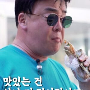 Paik Jong-won Instagram - ⠀⠀⠀⠀⠀⠀⠀⠀⠀⠀⠀⠀⠀⠀⠀⠀ 
이게 쬐끄마해 보여도 충분히 배부른데
근데 마음이… 마음이 허전하네…
제작진들아 케밥 남는 거 없냐…?
