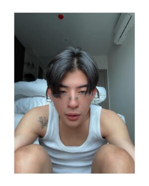 Pakin Kunaanuwit Instagram - 😙😐🧐🙂