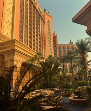 Palak Tiwari Instagram - Dubai done right at @atlantisthepalm 
@aquaventureworld I had the yummiest food and had the most wonderfulllll time.❤️❤️❤️🥰🥰🥰

#atlantisthepalm