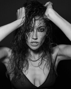 Paloma López Instagram - No se puede parar un tsunami 🌊