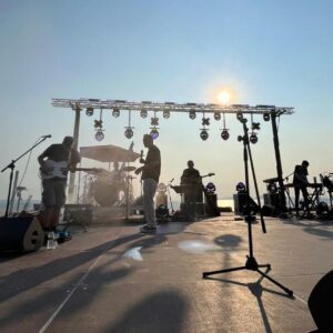 Panos Mouzourakis Instagram - Get ready… cause here we come. 🎙️🎸

#summertour #panosmouzourakis #soundcheck