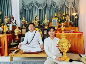 Panupan Jantanawong Instagram - ข้าพเจ้าสำเร็จวิชาพิธีกรรมไสยเวท พุทธคุณ เมตตามหานิยมทางด้าน ลงนะหน้าทอง / ครอบเศียรบรมครูพระลักษณ์หน้าทอง / เบิกเนตรสิ่งศักดิ์สิทธิ์ / อาบน้ำมนต์ล้างอาถรรพณ์ 
ประสิทธิประสาทวิชา โดย อ.วาทิต สิรปวเรศ 🙏🏼🙏🏼🙏🏼
#อาจารย์แปน