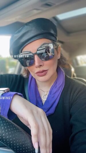 Parichehr Moshrefi Instagram - #😎 #🌤 #parichehrmoshrefi 
.
#iranian #iran #iranianactresses #explore
.

#پریچهر_مشرفی 
.

#🇮🇷 #دخترتهرانی #بازیگر #ایرانی #آرتیست #هنرمندان_ایرانی 
.
 #پریچهر_مشرفی 

#parichehrmoshrefi #explorar 
#explore #iranian_artist #iranianactresses