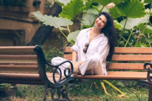 Parineeta Borthakur Instagram - Hey! Long time no see 😁 How's your December going?
.
.
.
.
.
#ParineetaBorthakur #morningvibes #morningpost 
#instalazy