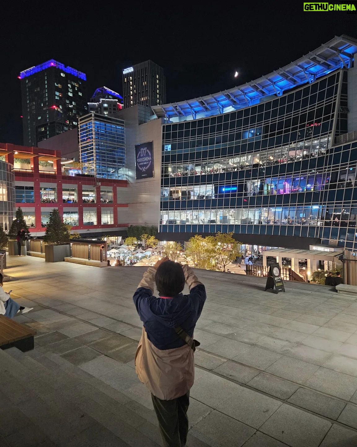 Park Bo-Mi - 1.2K Likes - 사소한 것 하나에도
그저 감사하고 소중하고
즐겁고 행복한 요즈음✨️
모든 것이 은혜임미댜🤍
하루 하루 기쁜 마음으로 씩씩하게
살아가고 있는 엄빠를 보면서
우리 띠모니도 많이 많이 행복하겠쥬?💕
감사합니다 하나님 🙏