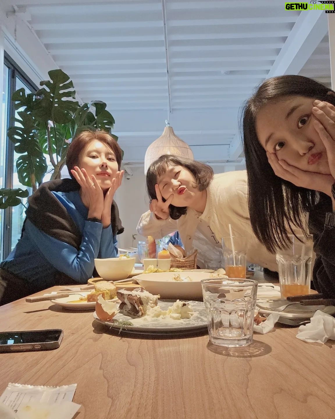 Park Bo-Mi - 0.9K Likes - 조아땨🤍