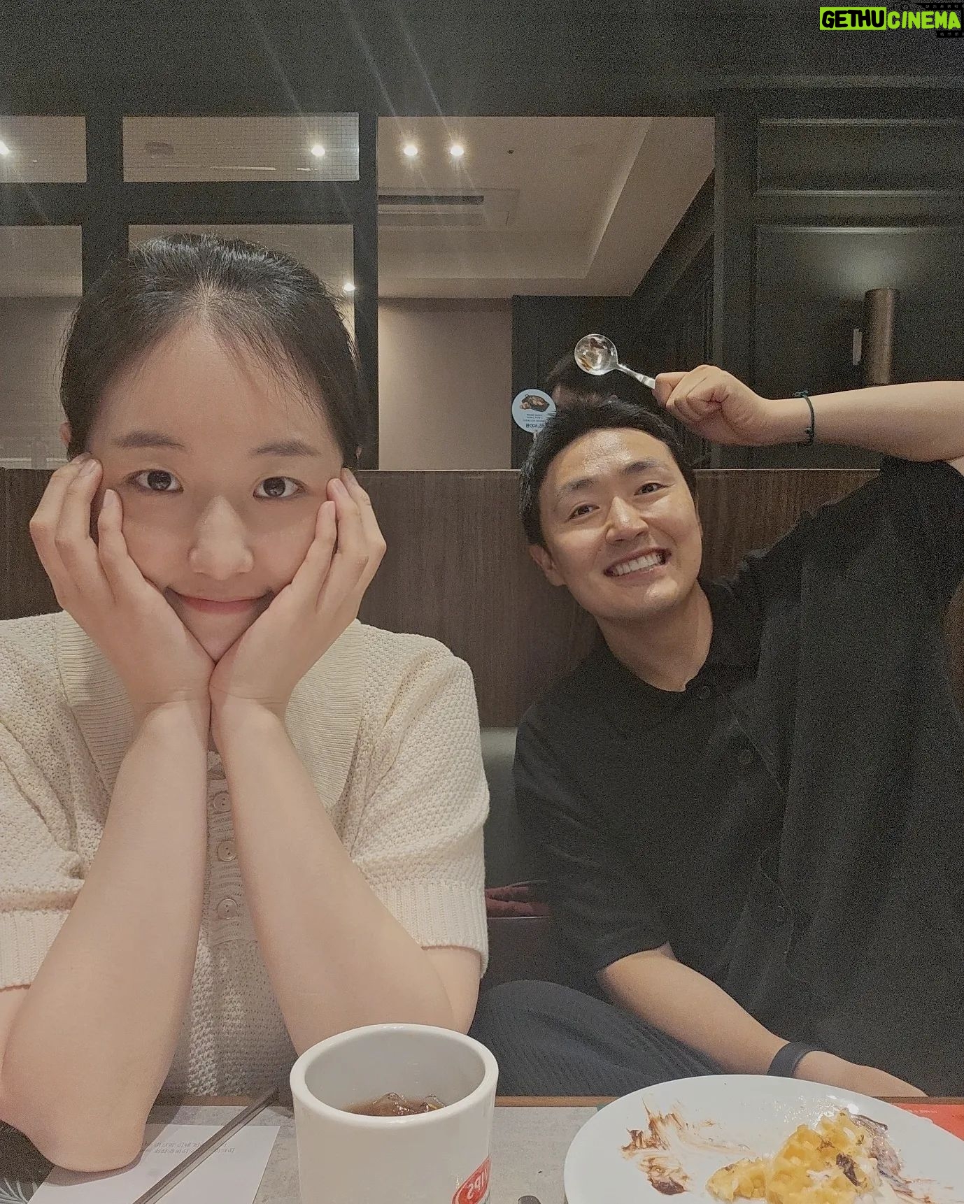 Park Bo-Mi - 1.5K Likes - 울띠모닝
천국으로떠난지
100일째되는날✨️
엄빠할무니이모
기도열심히하고
빕스뿌심
사랑해박시몬🤍