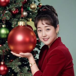 Park Bo-Mi Instagram - 예?
미리 #크리스마스 🎅🎄♥️