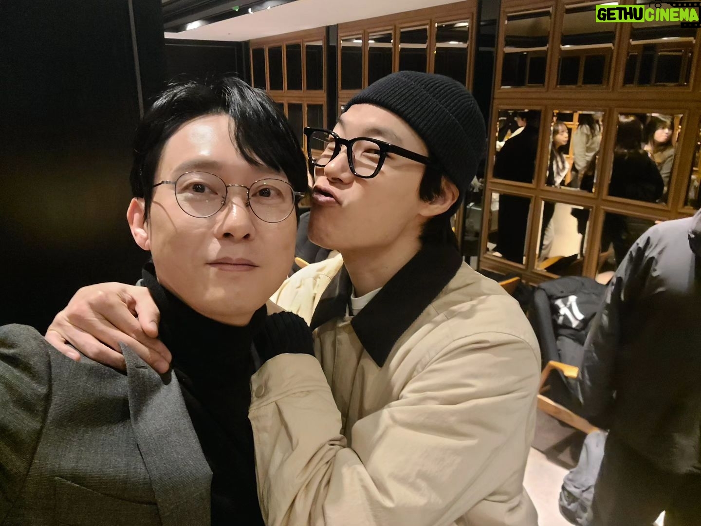 Park Byung-eun - 12.3K Likes - 응원 고마워 준열아~
#시민덕희 #류준열 #1월24일개봉