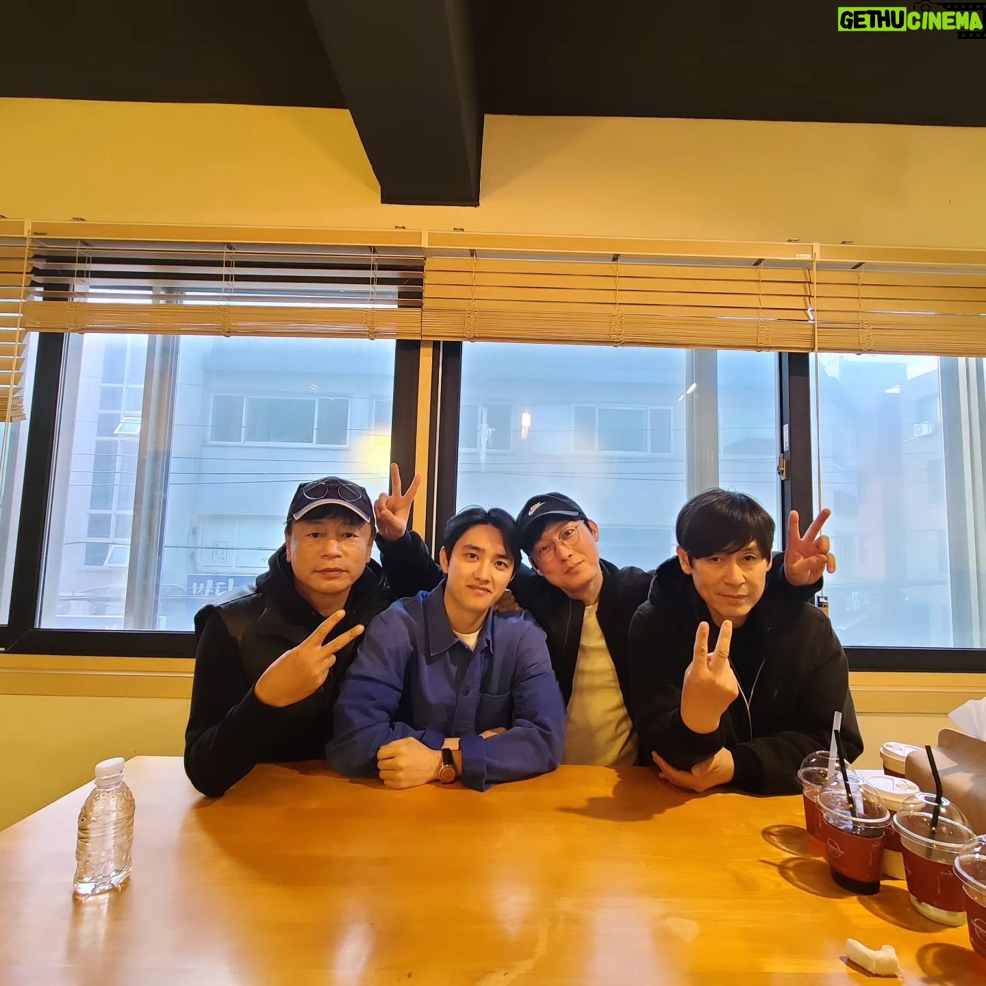 Park Byung-eun - 18.4K Likes - 경구형, 용화형, 경수 좋아하는 사람들과의 만남~^^