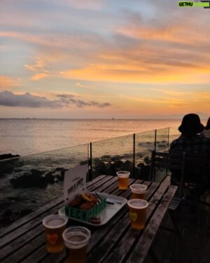 Park Byung-eun Instagram - last night  sunset