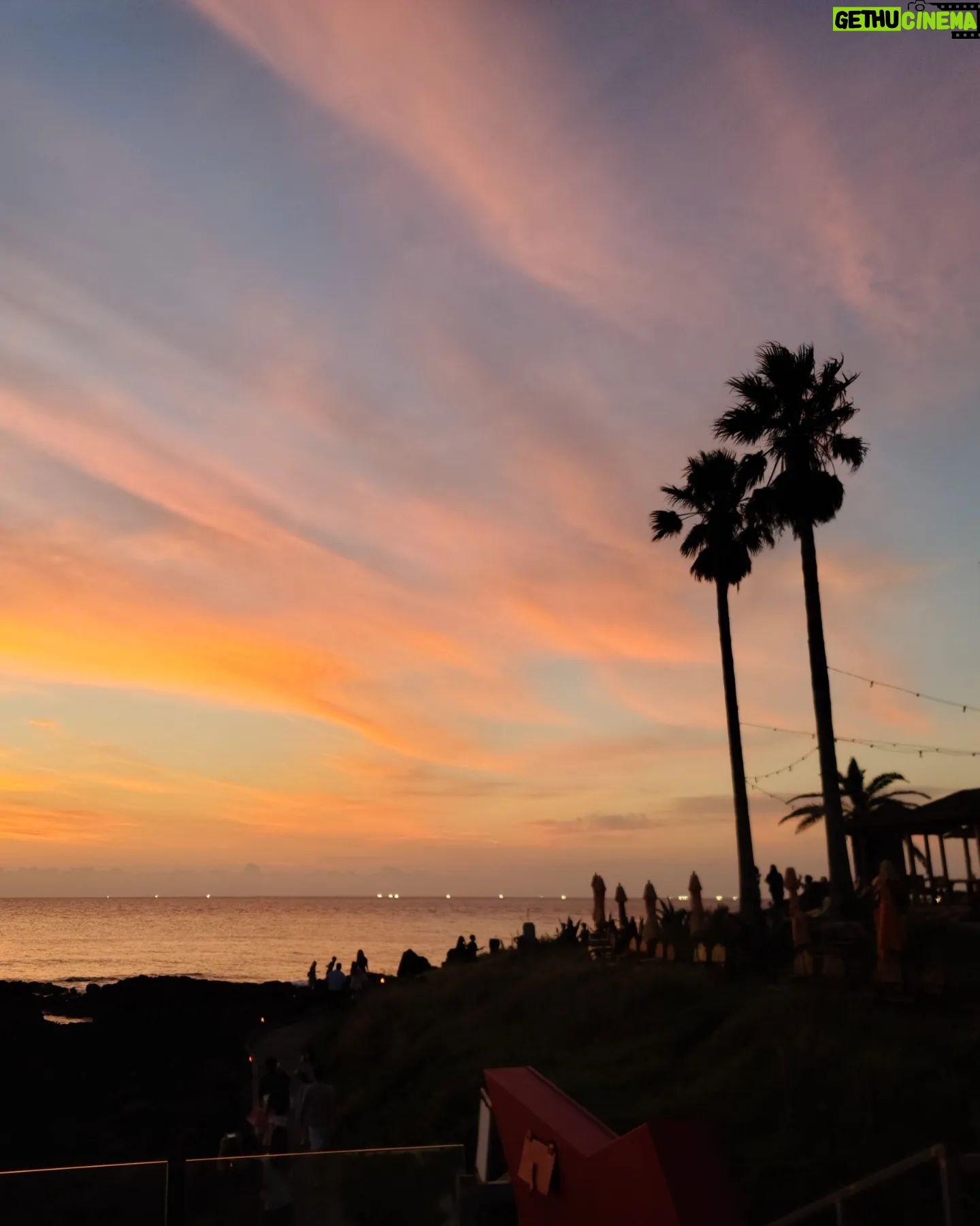 Park Byung-eun - 18K Likes - last night sunset