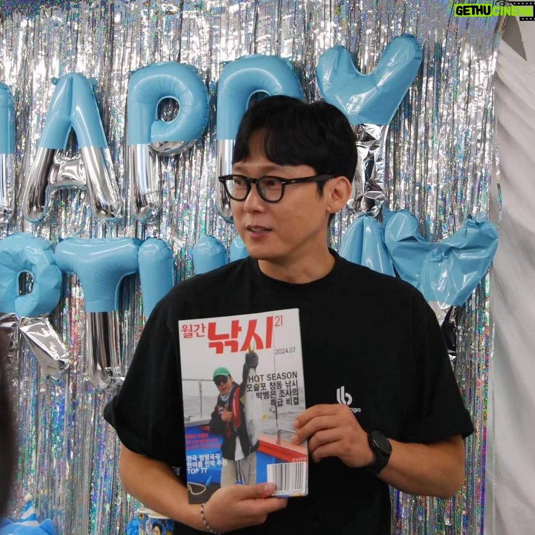 Park Byung-eun - 12.9K Likes - 몇일전 생일까페 열어준 우리팬들 너무 고마워요~
잊지못할 생일이 될꺼에요~
덥고 습한데 건강 조심들해요
항상 고마운 우리 꾸러기들~!!