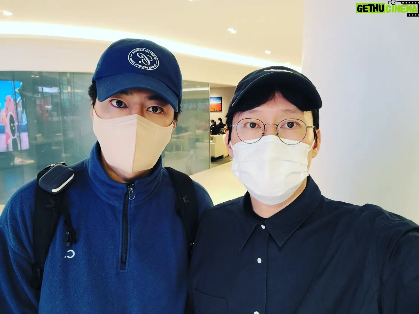 Park Byung-eun - 13.6K Likes - 두남자 22년마지막날과 23년 첫날을
알차게 보냈다
새해 복 많이 받으시고 항상 건강이 최고입니다~