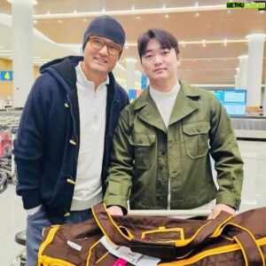 Park Chan-ho Instagram - LG 고우석은 새해부터 파드레스 고우석으로…그의 도전에 축하를 보내며 그의 시즌에 행운을 기원합니다. 메이저리그에 우리 한국선수들이 많아지는 모습에 기쁨을 느끼며 그들의 활약을 보면서 보람을 느낄것입니다.  화이팅 2024!
