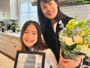 Park Chan-ho Instagram - 역시딸? 딸이좋아~~~~. Mother’s Day 아이들은 어머니에게 즐겁고 의미깊은 하루를 만들어 주었습니다. 딸들 마음속에는 사랑하는 어머니가 가득합니다.  벌써 다 커버린 아이들 마음안에 아버지도 있었으면 좋겠다. ㅠㅠ.  #해피마더스데이❤️