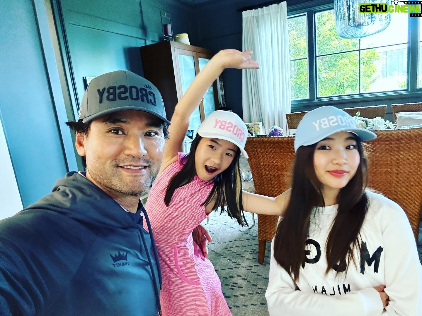 Park Chan-ho - 4.3K Likes - 아버지가 선물한 수많은 모자들중에 처음으로 맘에들어가하는 아이들…
크로스비가 한국에 어딘가에도 있던데….