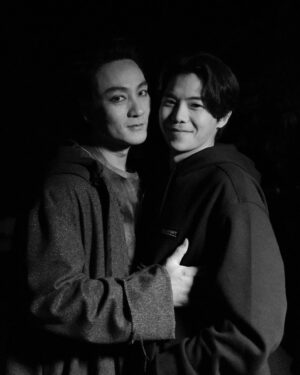Park Eun-seok Instagram - 내 안의 메피스토.
이런 악마라면 계약하시겠어요?
.
.
#파우스트 #2주남음