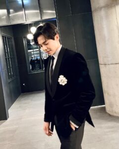 Actor Park Eun-seok HD Instagram Photos and Wallpapers June 2022