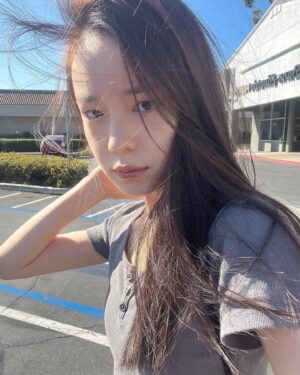 Park Hae-eun Instagram - 나들이 ☀️