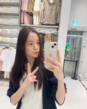 Park Hae-eun Instagram - 