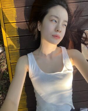 Park Hae-eun Instagram - 🥵